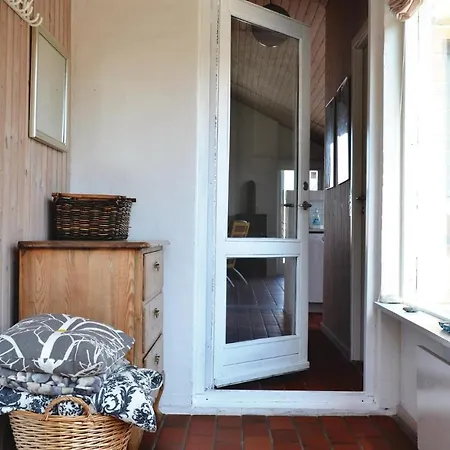 3 Bedroom Cozy In Hvide Sande Holiday home Havrvig